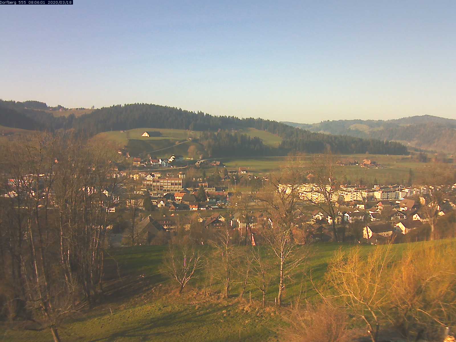 Webcam-Bild: Aussicht vom Dorfberg in Langnau 20200318-080601