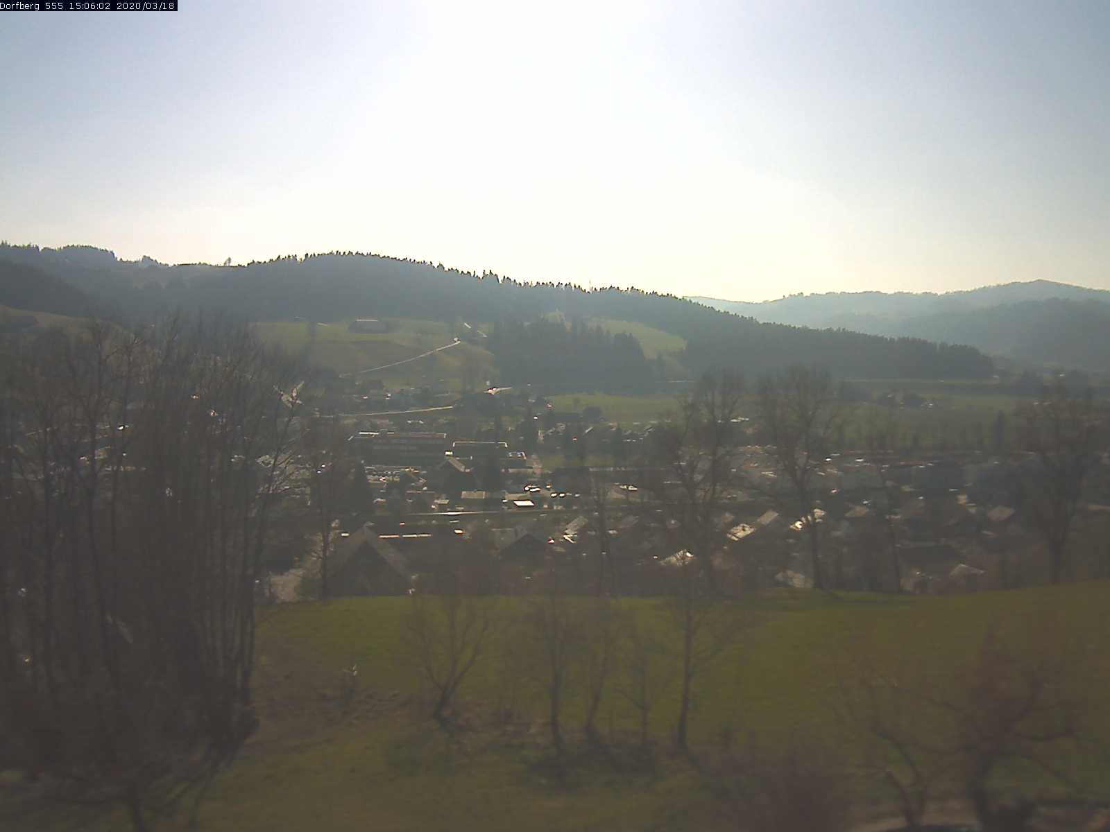 Webcam-Bild: Aussicht vom Dorfberg in Langnau 20200318-150601