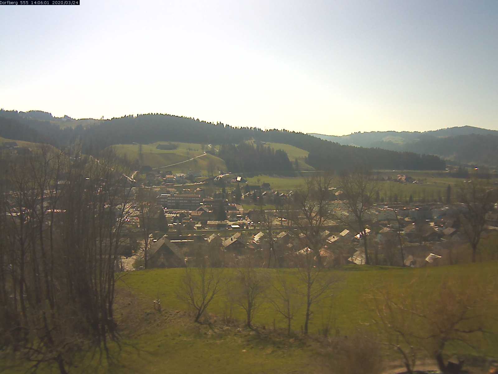Webcam-Bild: Aussicht vom Dorfberg in Langnau 20200324-140601