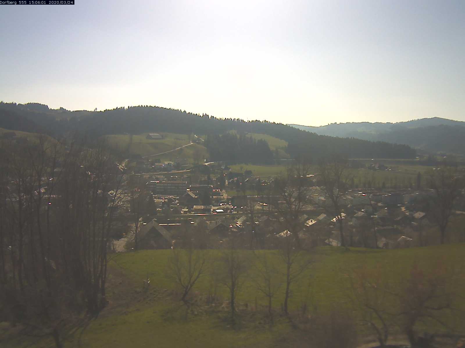 Webcam-Bild: Aussicht vom Dorfberg in Langnau 20200324-150601