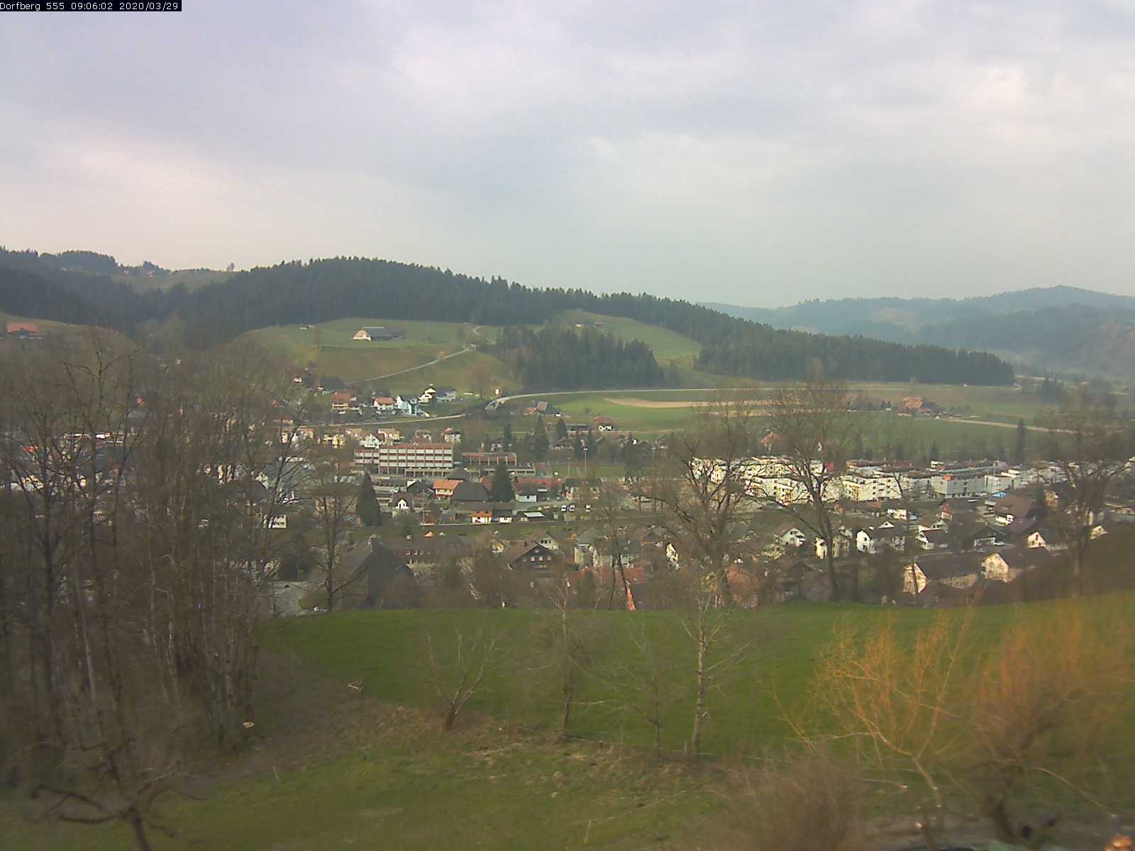 Webcam-Bild: Aussicht vom Dorfberg in Langnau 20200329-090601