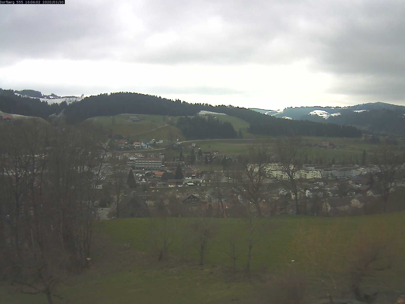 Webcam-Bild: Aussicht vom Dorfberg in Langnau 20200330-160601