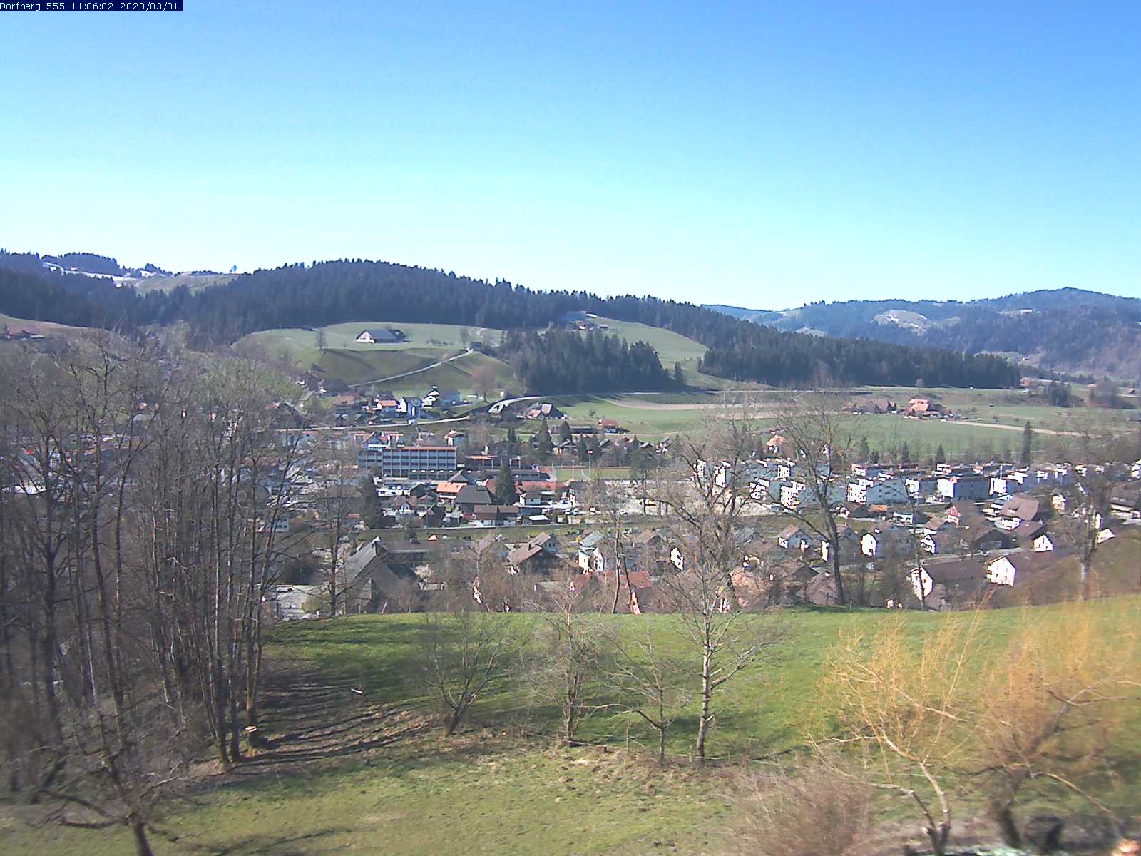 Webcam-Bild: Aussicht vom Dorfberg in Langnau 20200331-110601