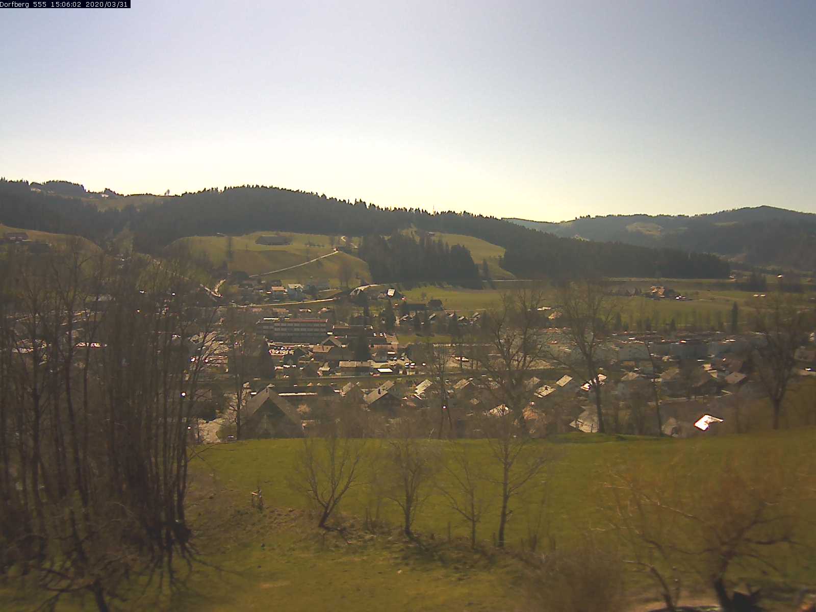Webcam-Bild: Aussicht vom Dorfberg in Langnau 20200331-150601