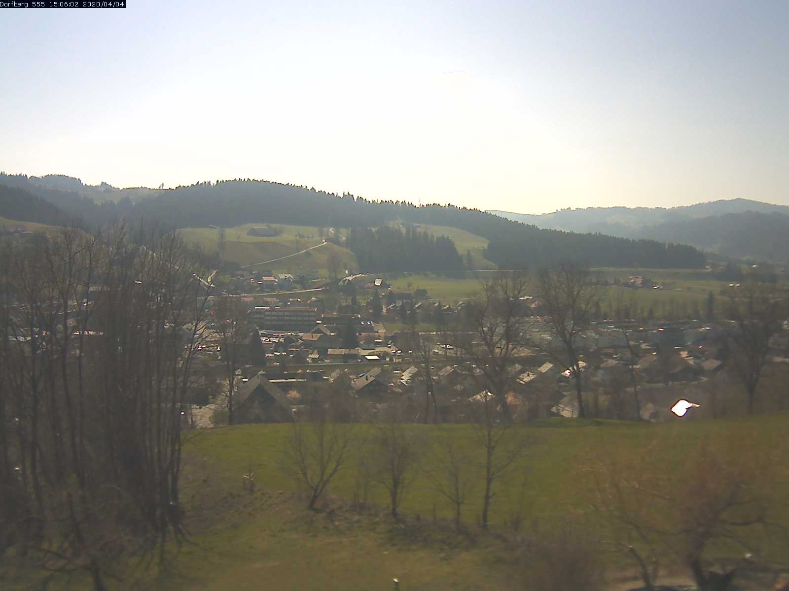 Webcam-Bild: Aussicht vom Dorfberg in Langnau 20200404-150601