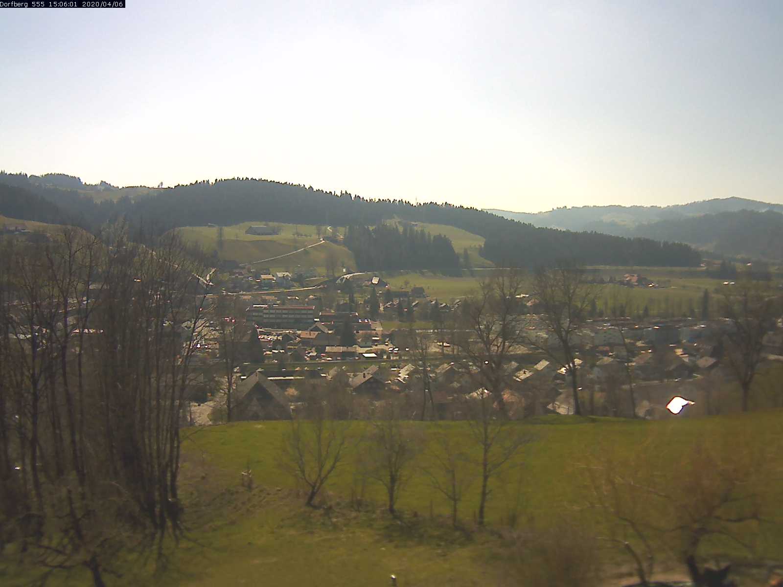 Webcam-Bild: Aussicht vom Dorfberg in Langnau 20200406-150601