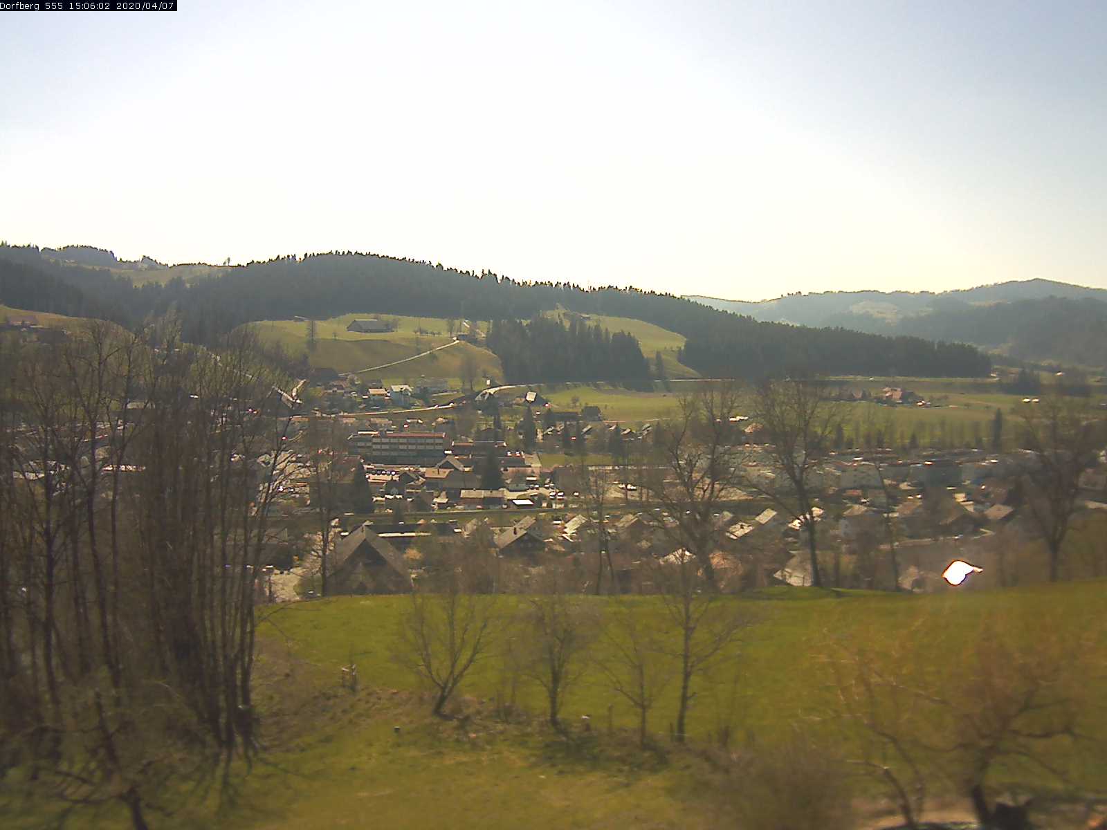 Webcam-Bild: Aussicht vom Dorfberg in Langnau 20200407-150601