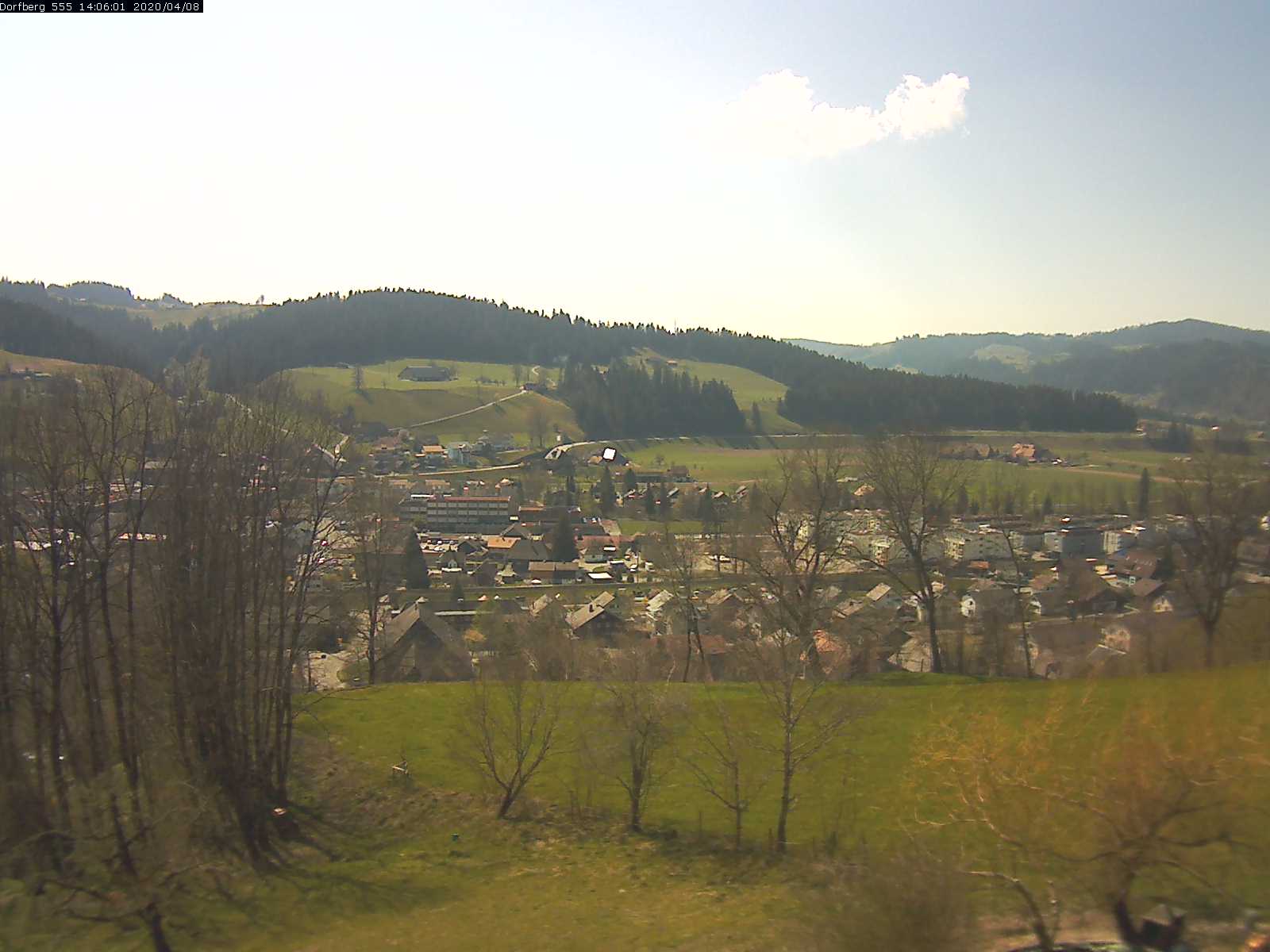 Webcam-Bild: Aussicht vom Dorfberg in Langnau 20200408-140601