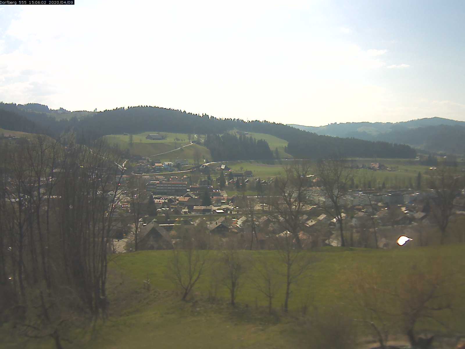 Webcam-Bild: Aussicht vom Dorfberg in Langnau 20200409-150601