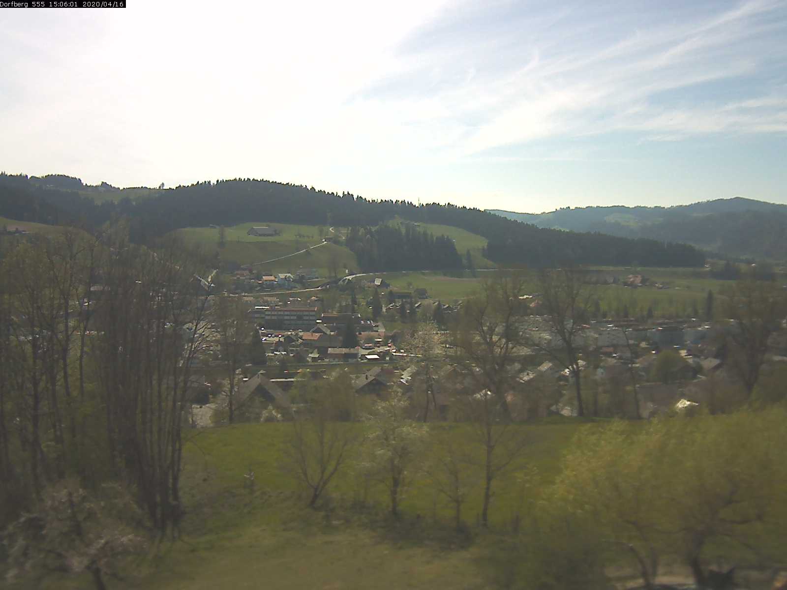 Webcam-Bild: Aussicht vom Dorfberg in Langnau 20200416-150601