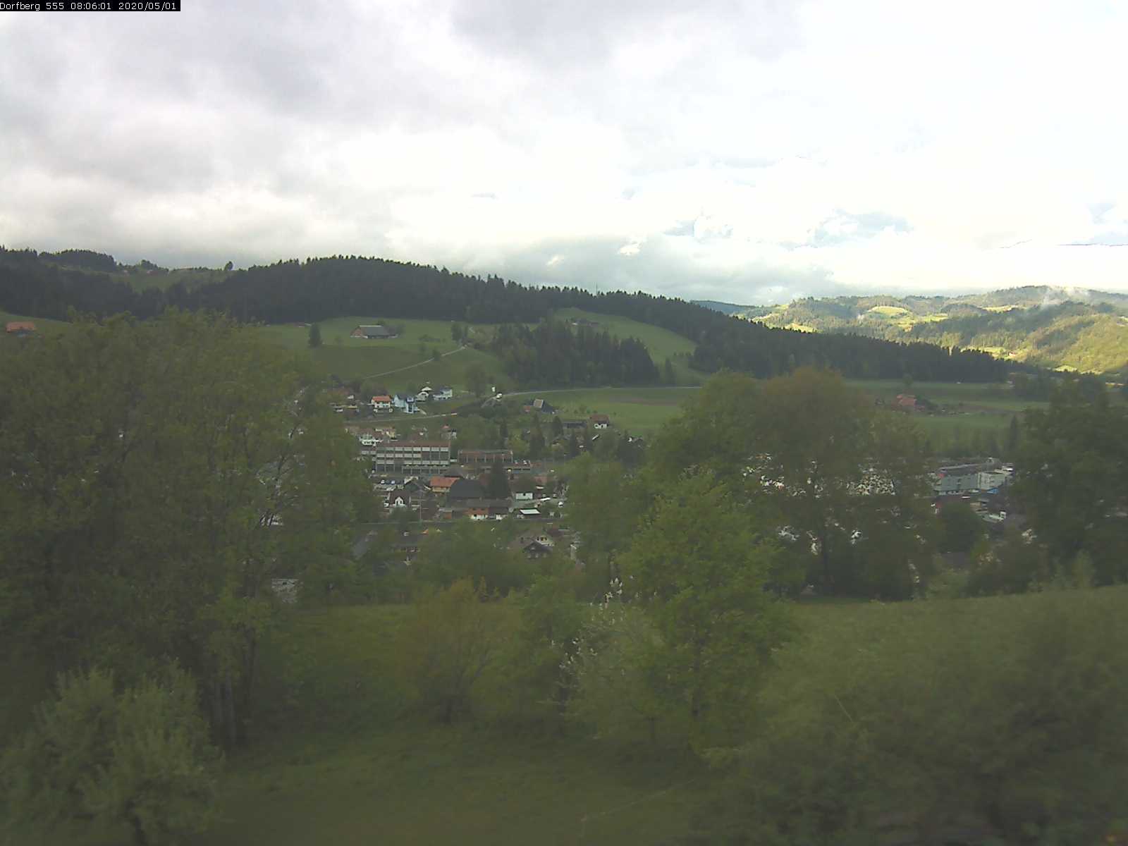 Webcam-Bild: Aussicht vom Dorfberg in Langnau 20200501-080601