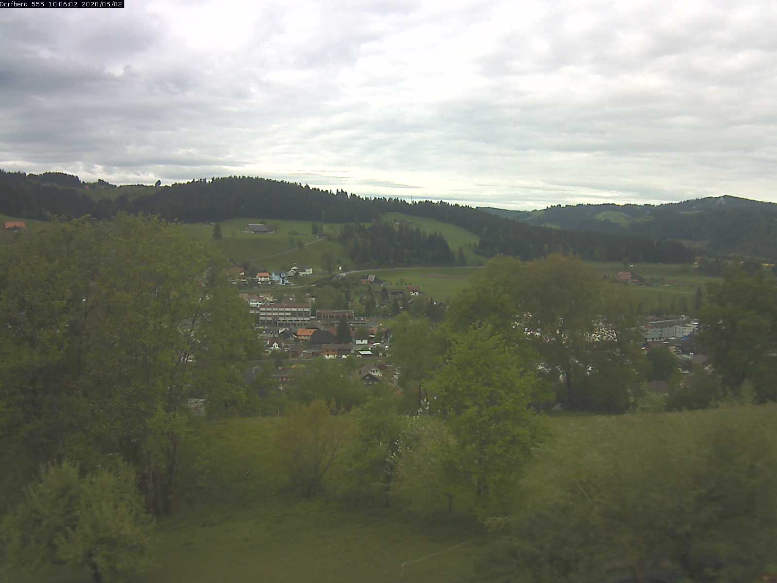 Webcam-Bild: Aussicht vom Dorfberg in Langnau 20200502-100601