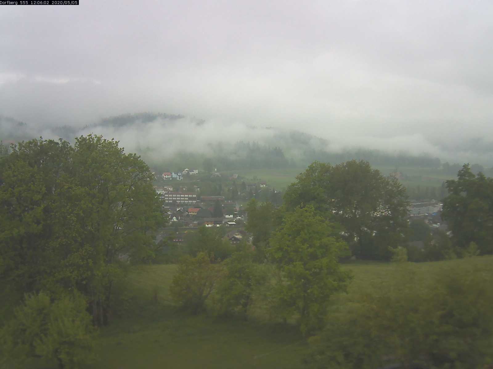 Webcam-Bild: Aussicht vom Dorfberg in Langnau 20200505-120601