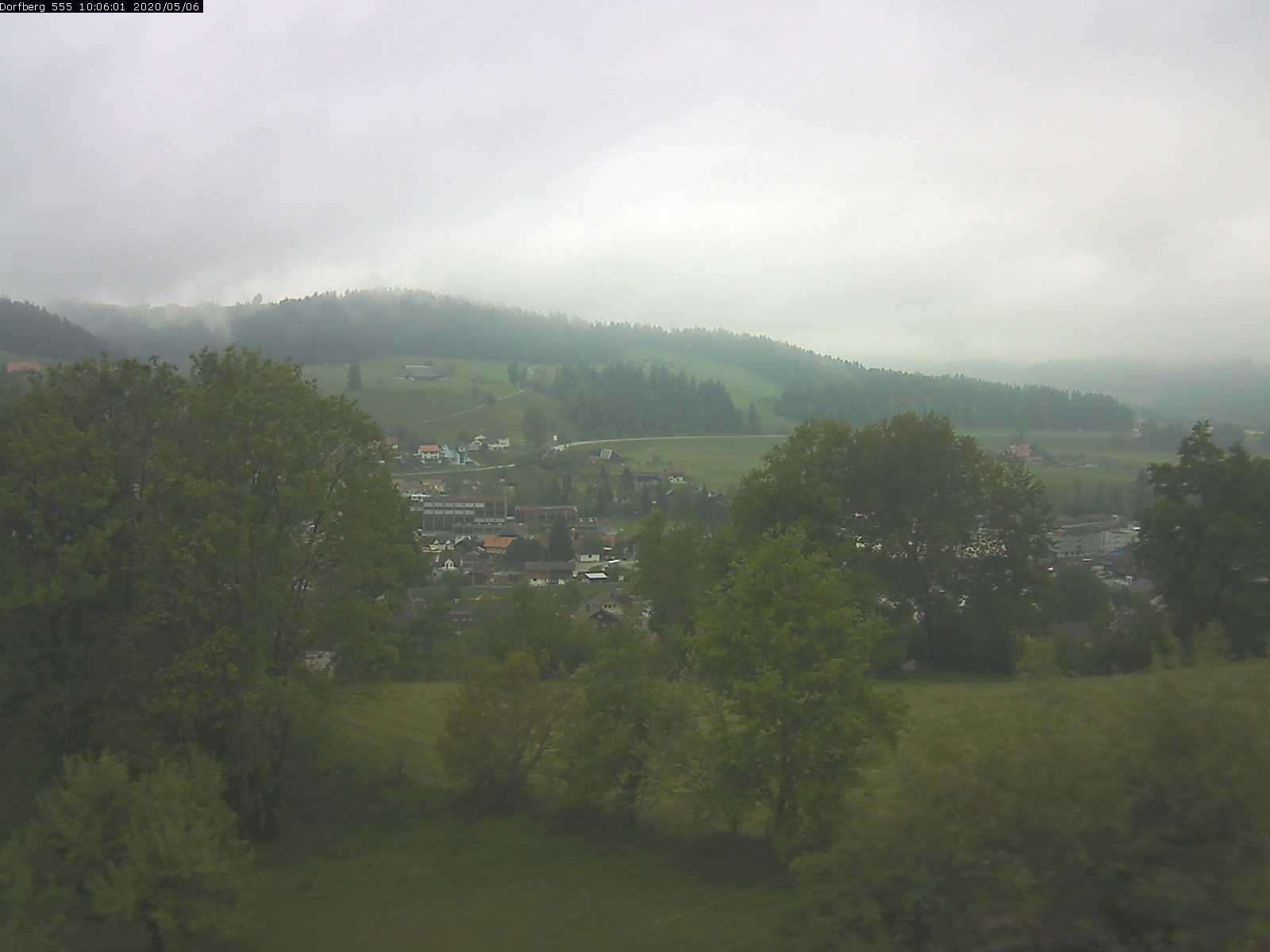 Webcam-Bild: Aussicht vom Dorfberg in Langnau 20200506-100601