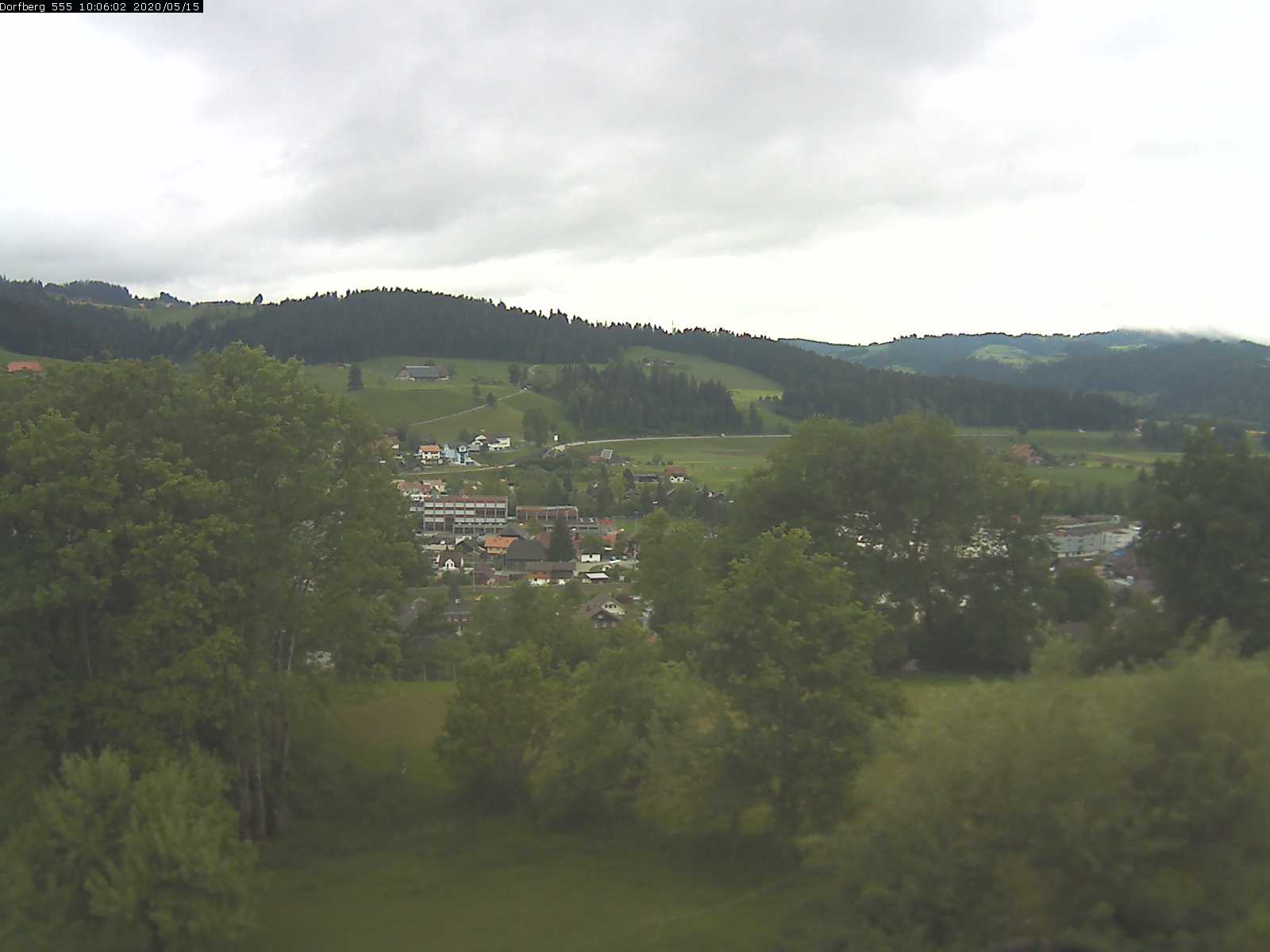 Webcam-Bild: Aussicht vom Dorfberg in Langnau 20200515-100601