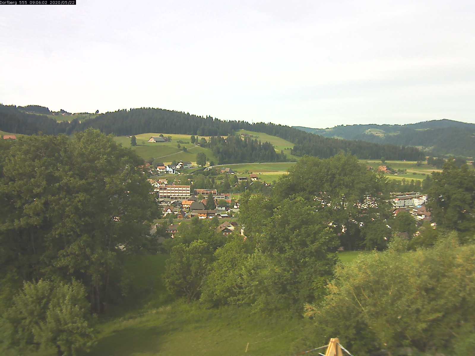 Webcam-Bild: Aussicht vom Dorfberg in Langnau 20200522-090601