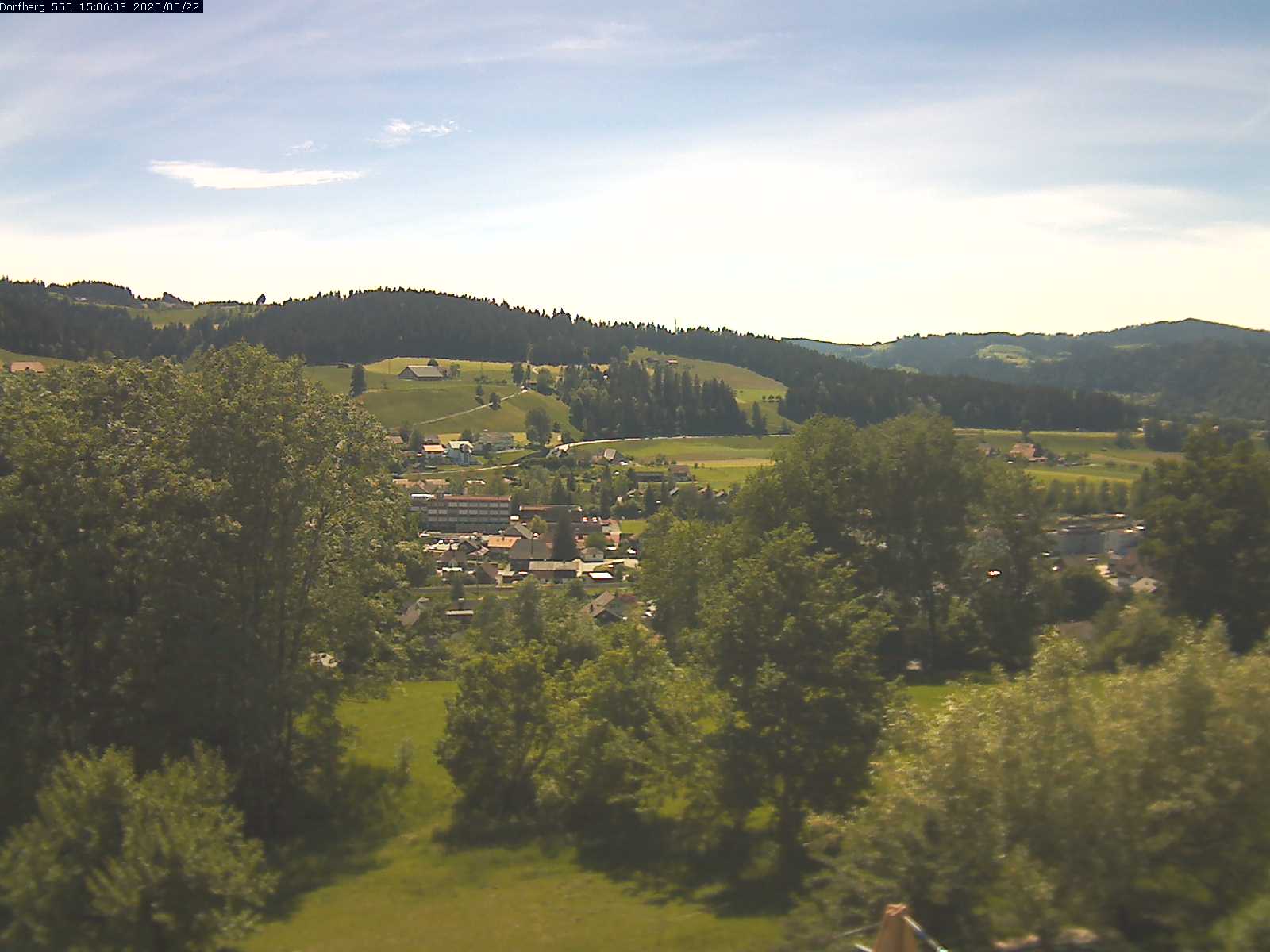 Webcam-Bild: Aussicht vom Dorfberg in Langnau 20200522-150601