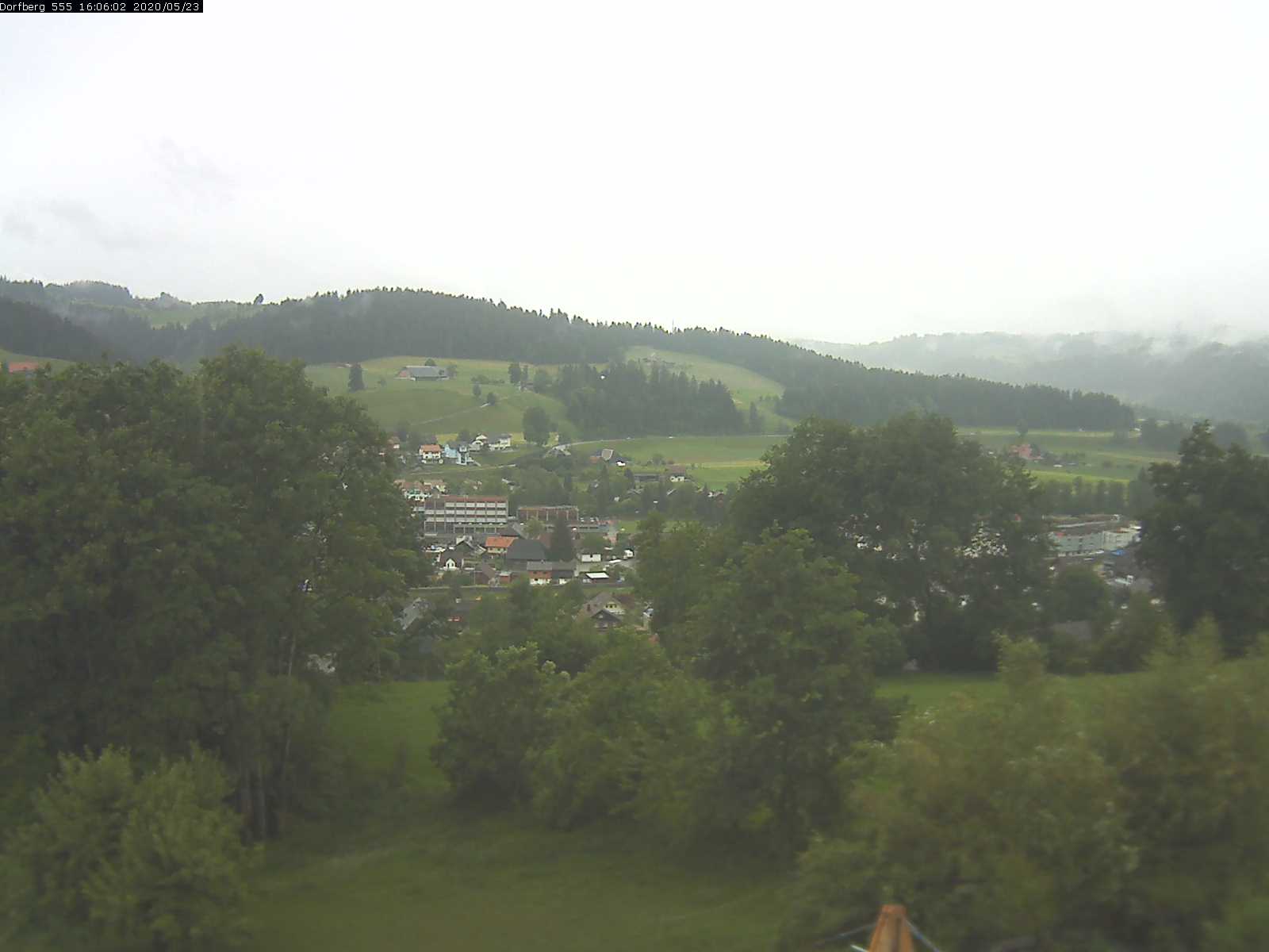 Webcam-Bild: Aussicht vom Dorfberg in Langnau 20200523-160601