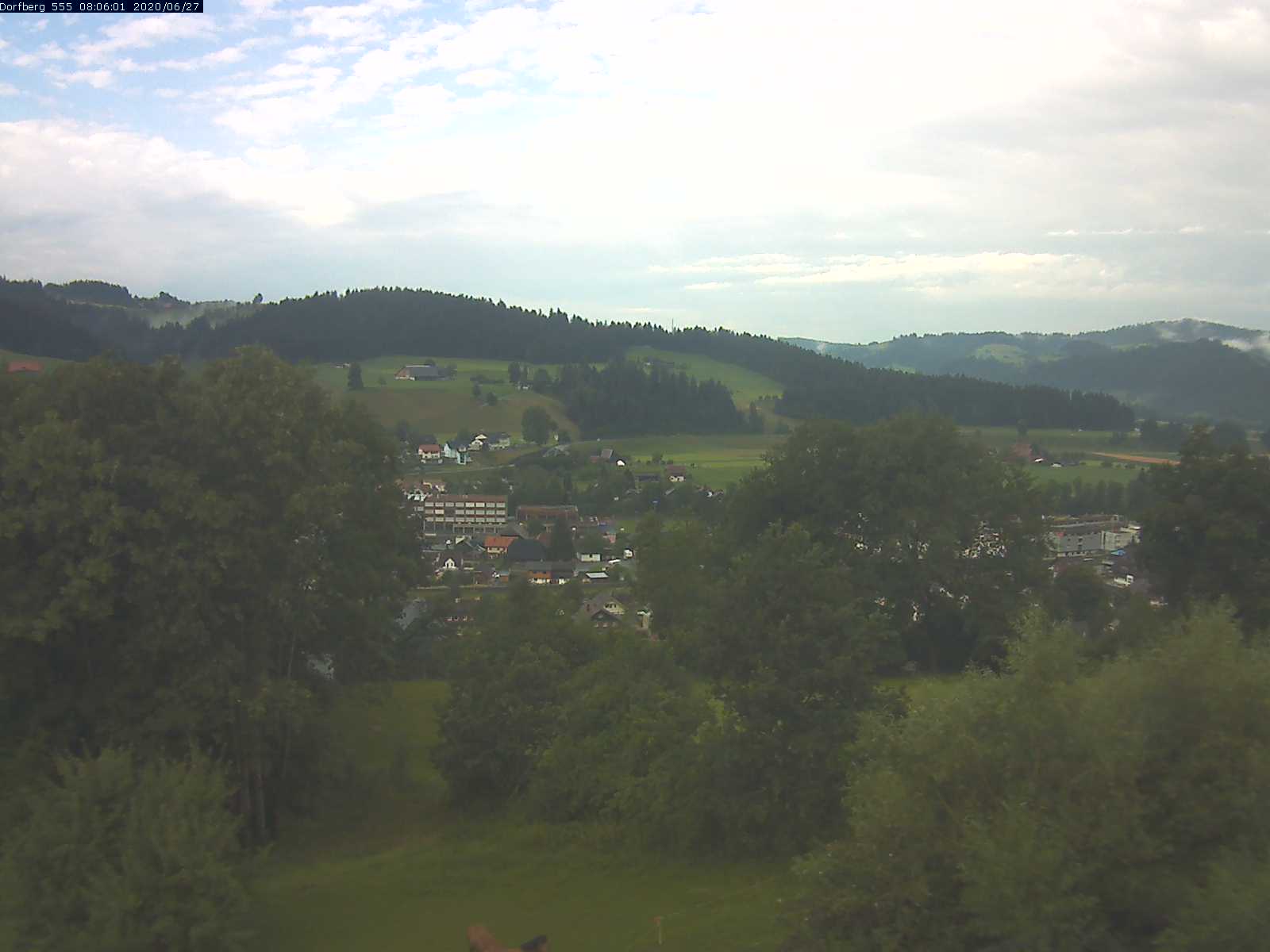 Webcam-Bild: Aussicht vom Dorfberg in Langnau 20200627-080601