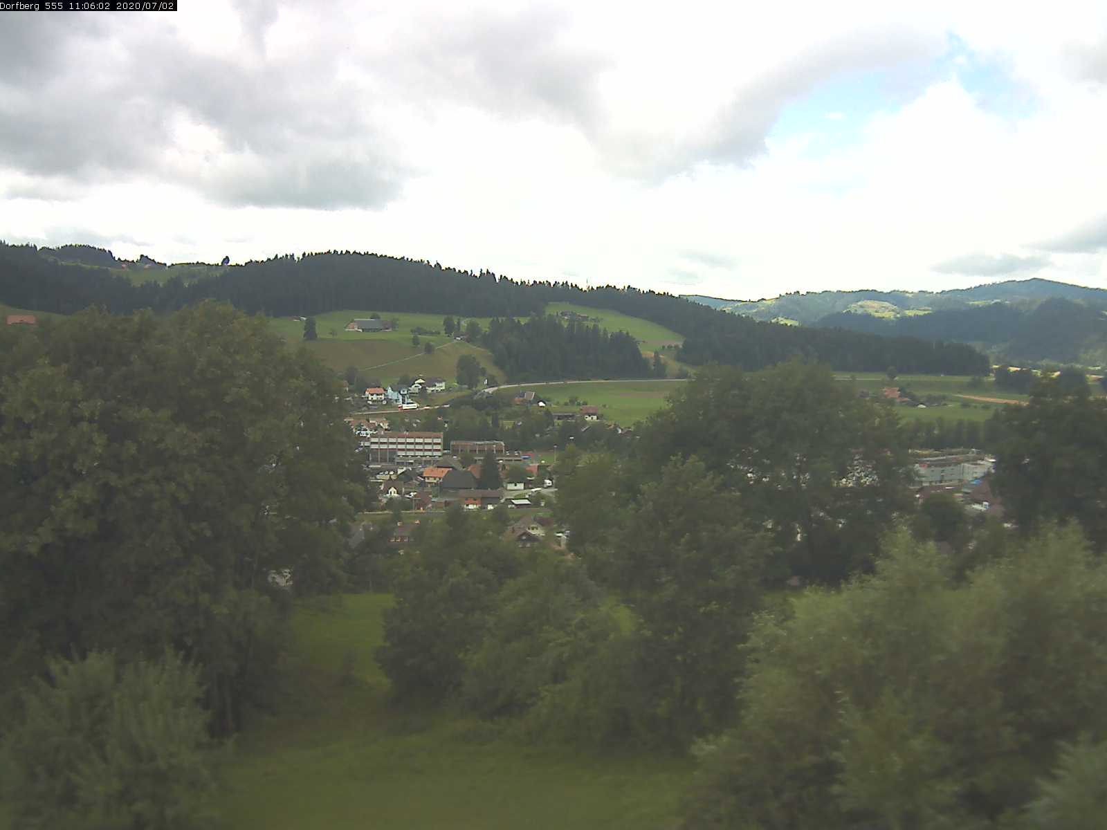 Webcam-Bild: Aussicht vom Dorfberg in Langnau 20200702-110601