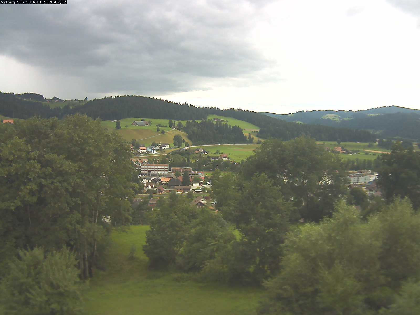 Webcam-Bild: Aussicht vom Dorfberg in Langnau 20200702-180601