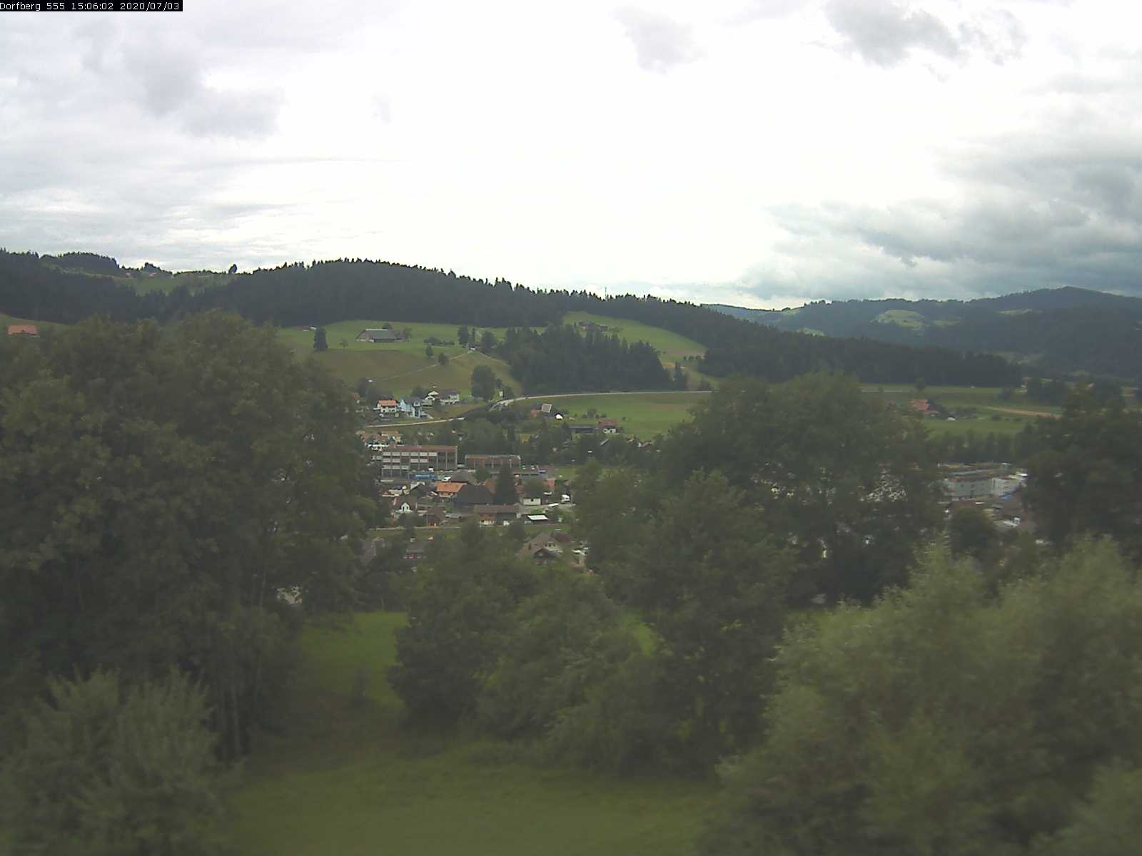 Webcam-Bild: Aussicht vom Dorfberg in Langnau 20200703-150601