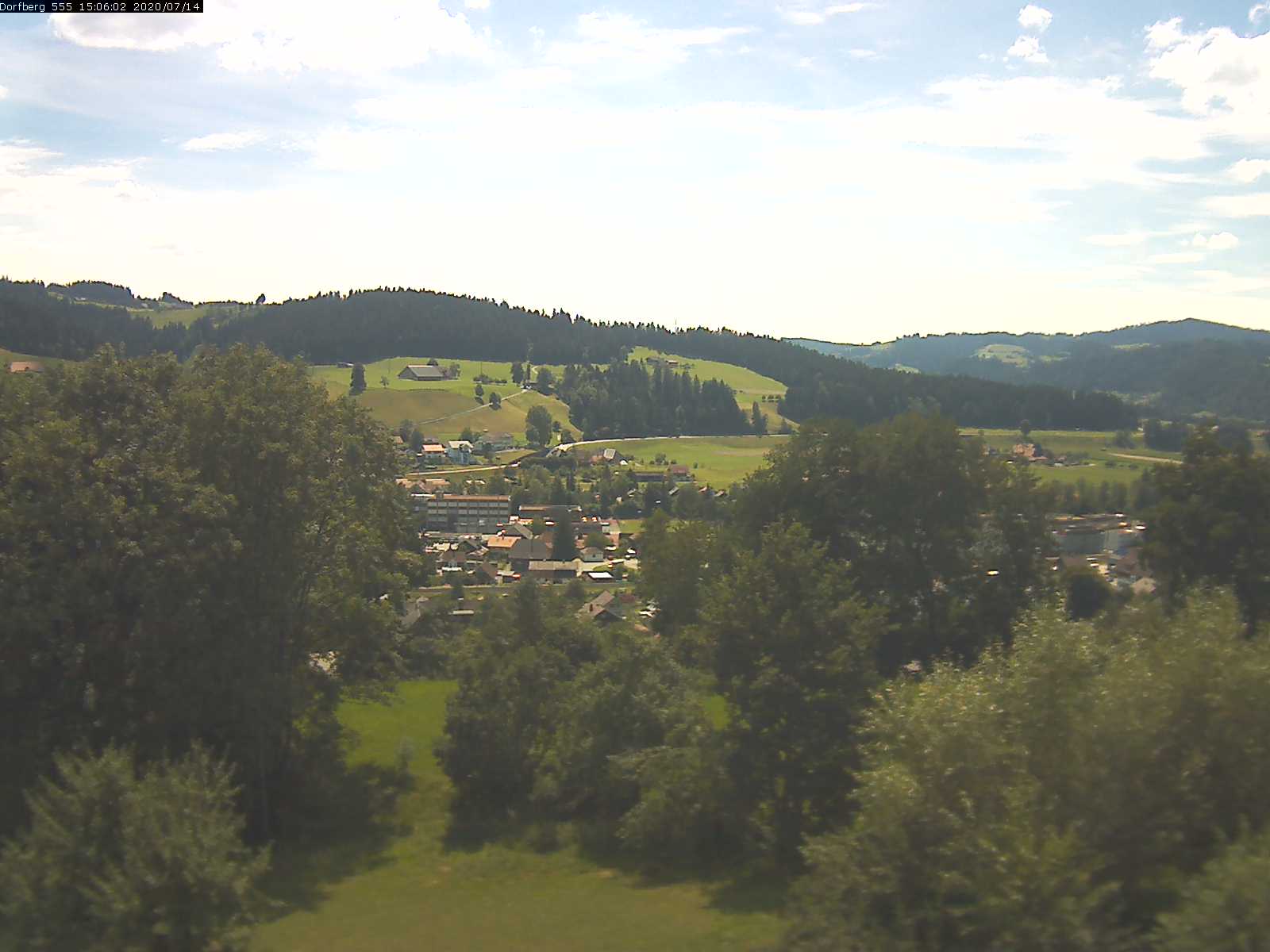 Webcam-Bild: Aussicht vom Dorfberg in Langnau 20200714-150601