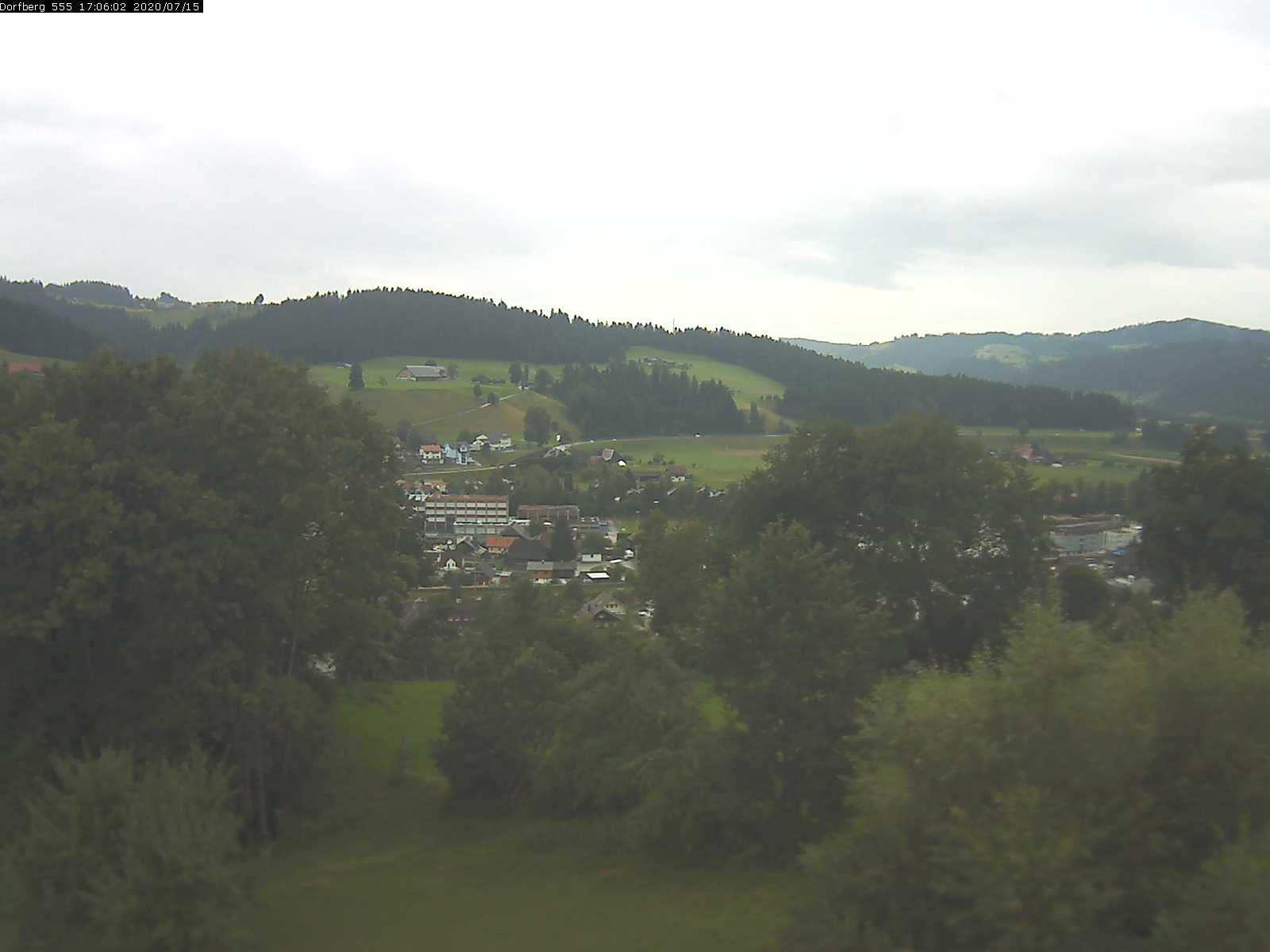 Webcam-Bild: Aussicht vom Dorfberg in Langnau 20200715-170601