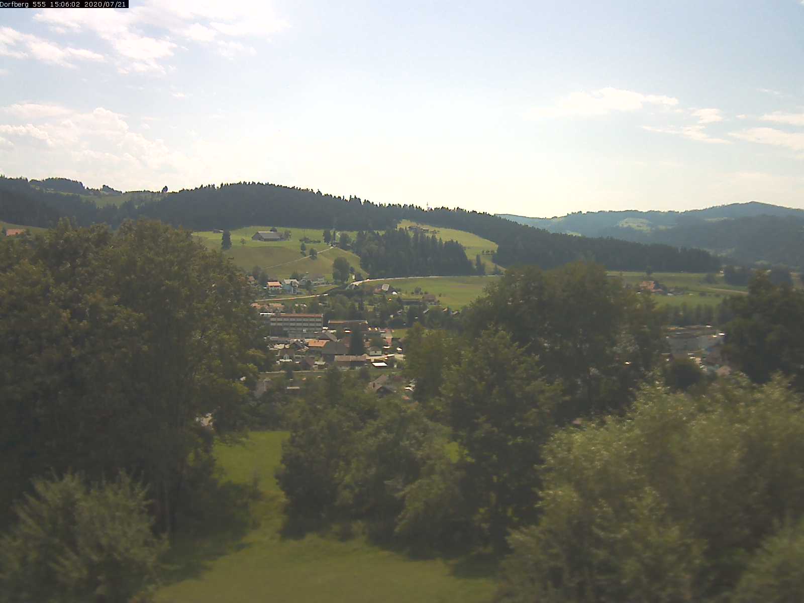 Webcam-Bild: Aussicht vom Dorfberg in Langnau 20200721-150601