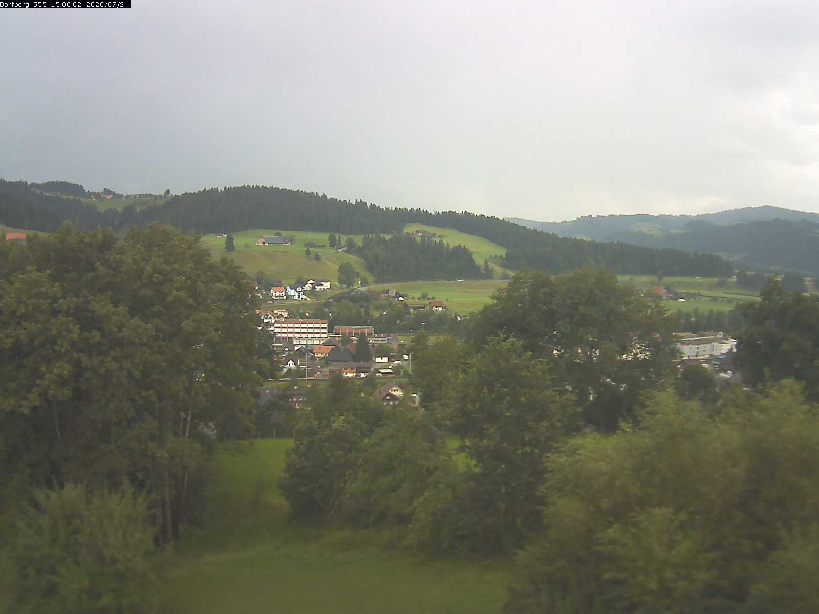 Webcam-Bild: Aussicht vom Dorfberg in Langnau 20200724-150601