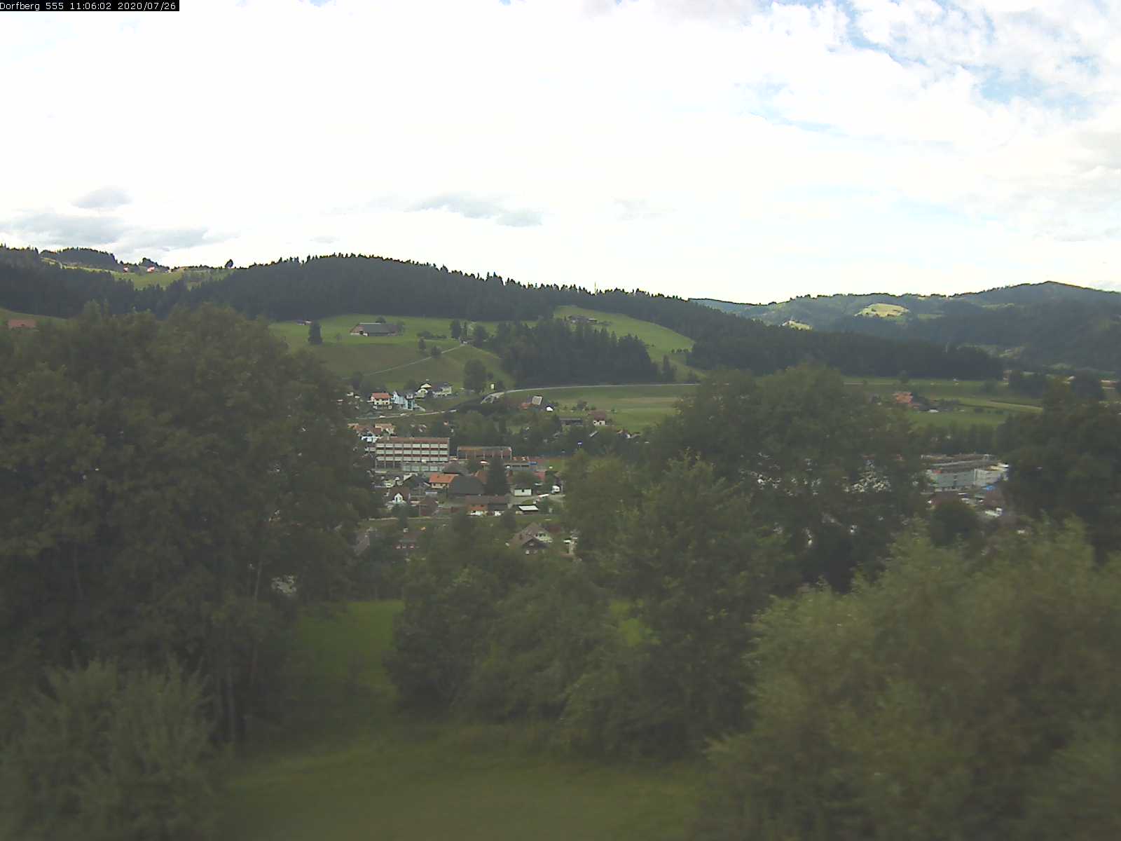 Webcam-Bild: Aussicht vom Dorfberg in Langnau 20200726-110601