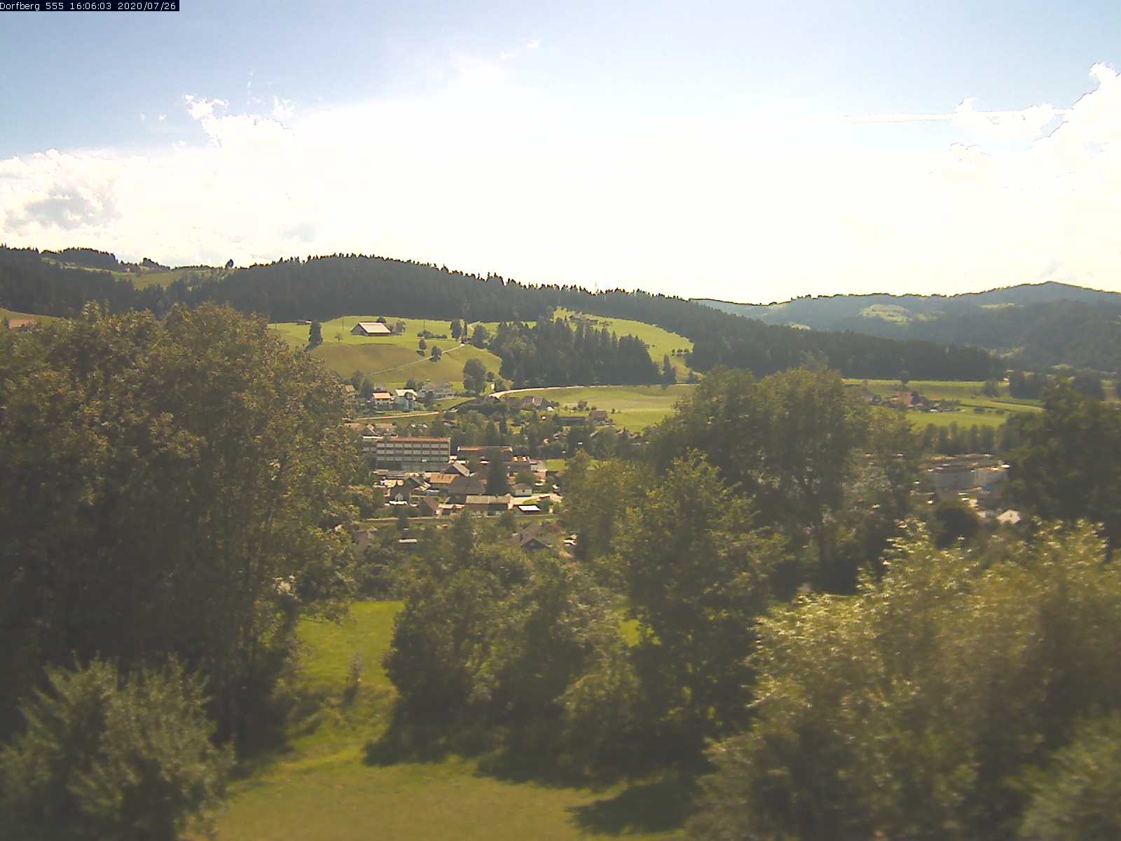 Webcam-Bild: Aussicht vom Dorfberg in Langnau 20200726-160601