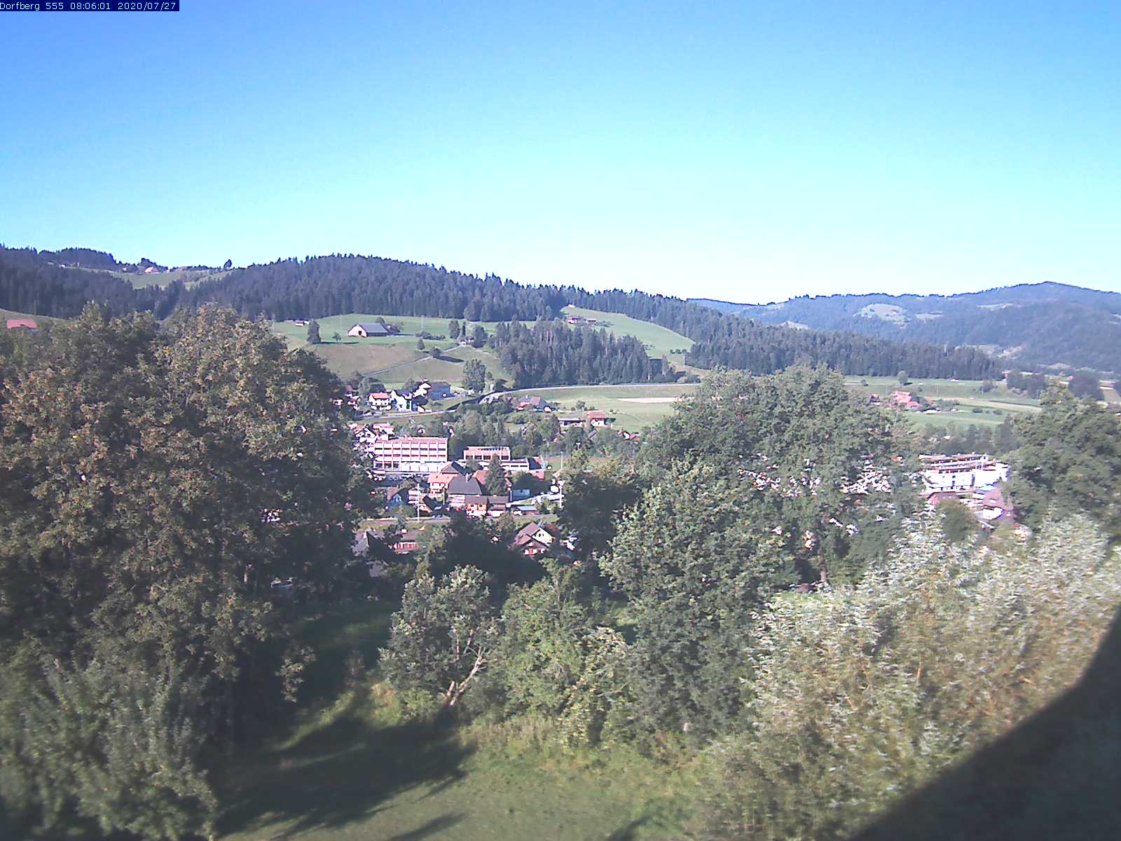 Webcam-Bild: Aussicht vom Dorfberg in Langnau 20200727-080601
