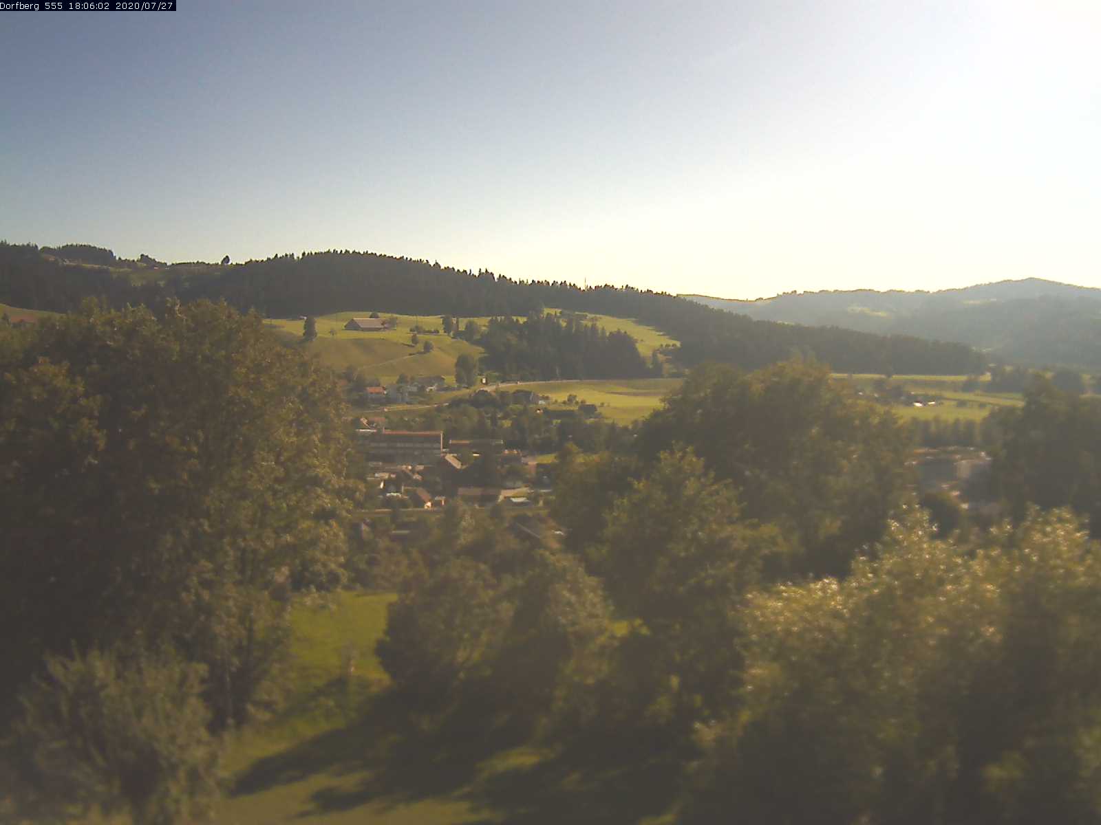 Webcam-Bild: Aussicht vom Dorfberg in Langnau 20200727-180601