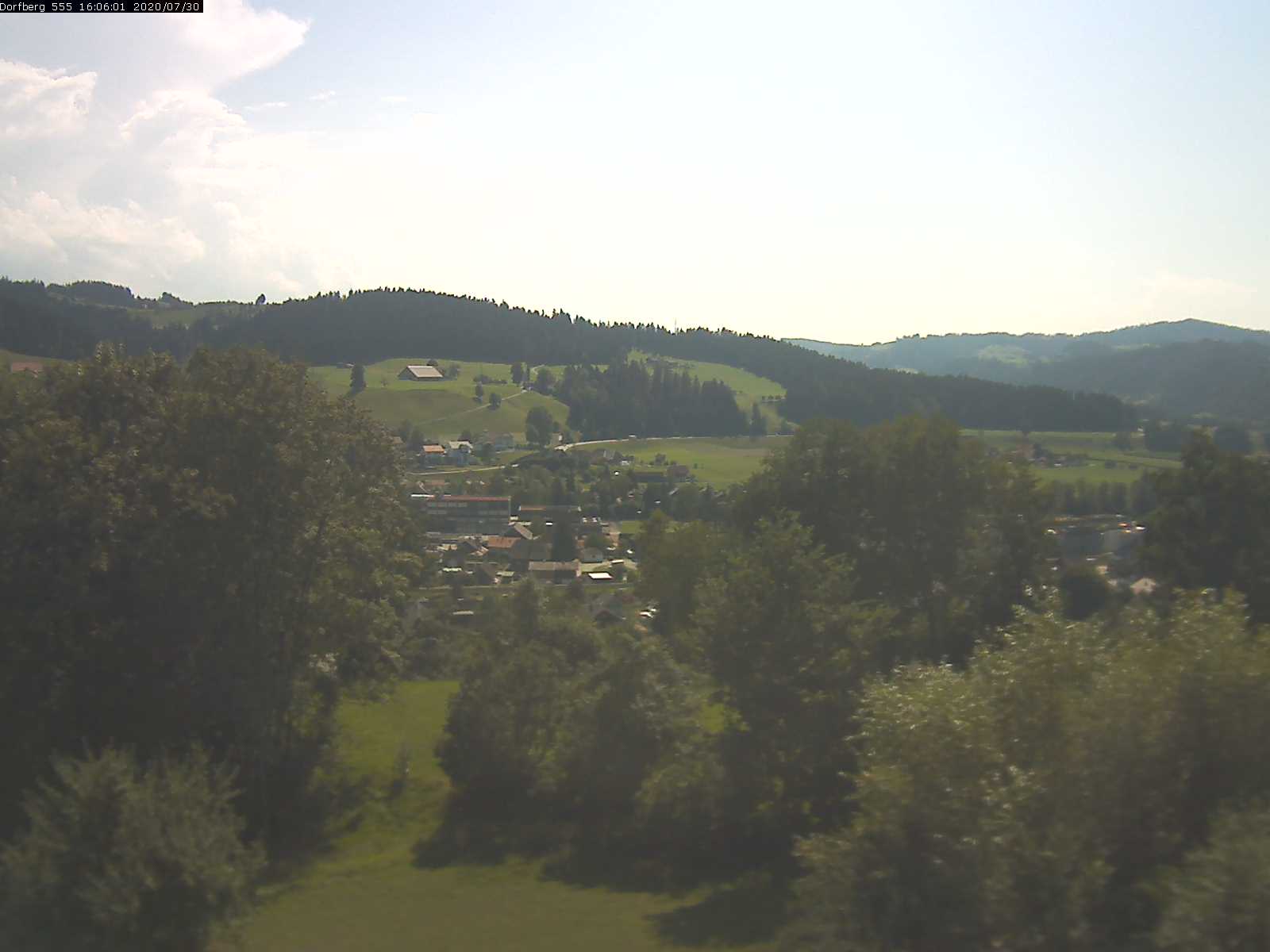 Webcam-Bild: Aussicht vom Dorfberg in Langnau 20200730-160601