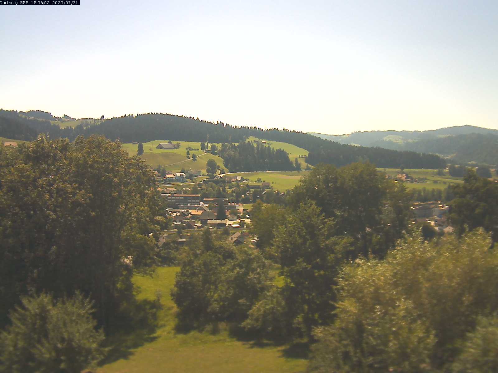 Webcam-Bild: Aussicht vom Dorfberg in Langnau 20200731-150601