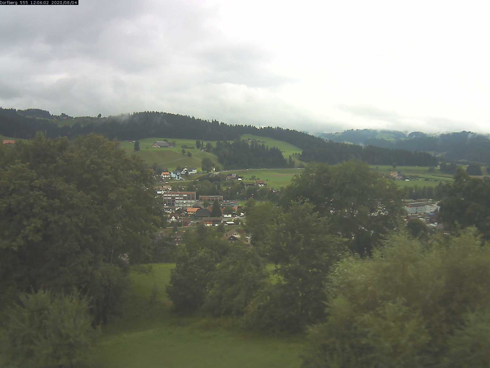 Webcam-Bild: Aussicht vom Dorfberg in Langnau 20200804-120601