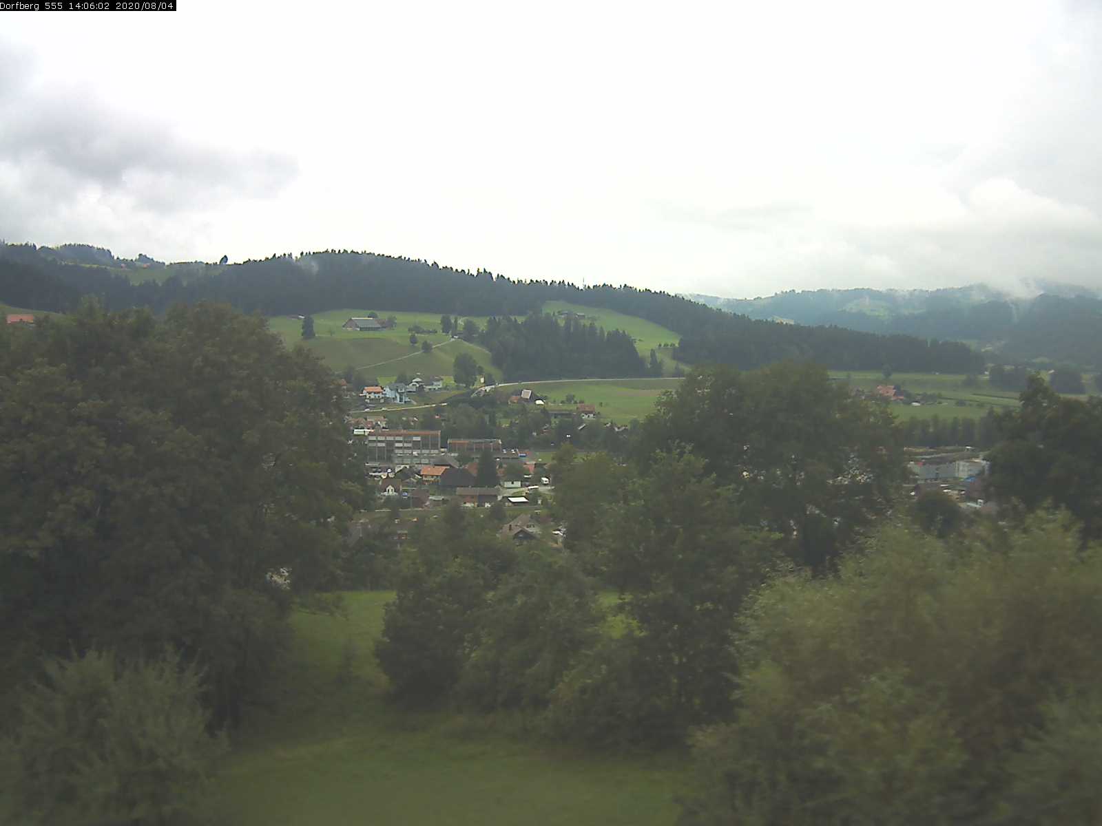 Webcam-Bild: Aussicht vom Dorfberg in Langnau 20200804-140601