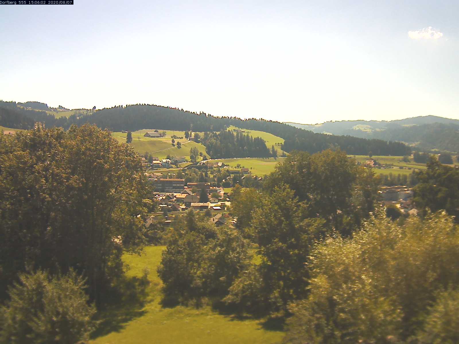 Webcam-Bild: Aussicht vom Dorfberg in Langnau 20200807-150601