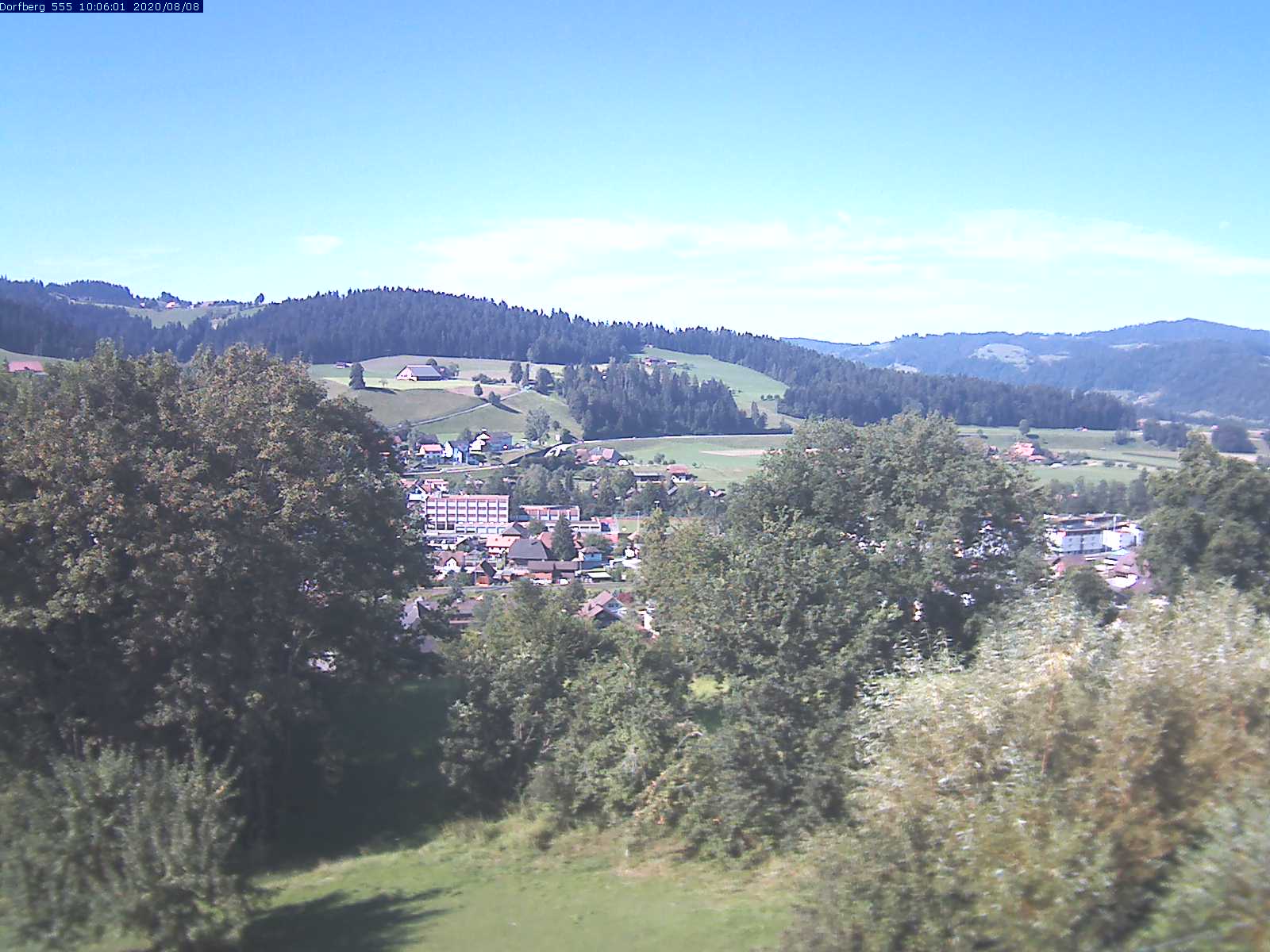 Webcam-Bild: Aussicht vom Dorfberg in Langnau 20200808-100601