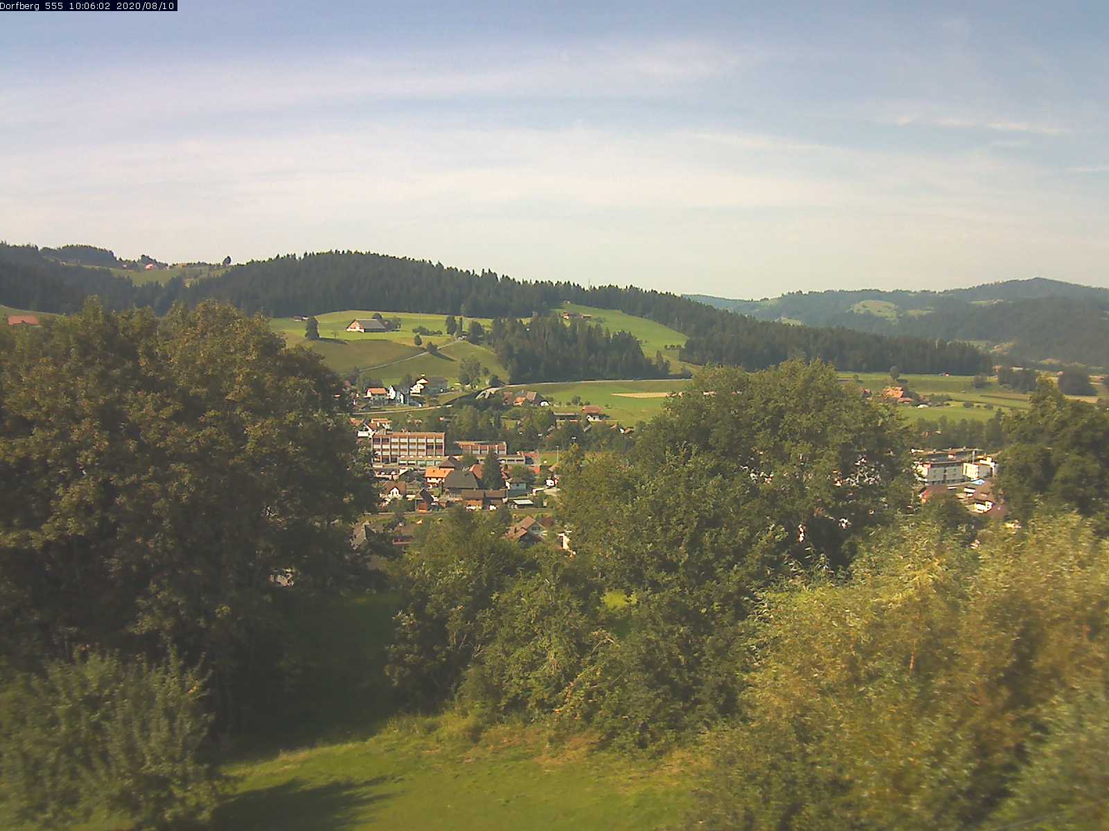 Webcam-Bild: Aussicht vom Dorfberg in Langnau 20200810-100601