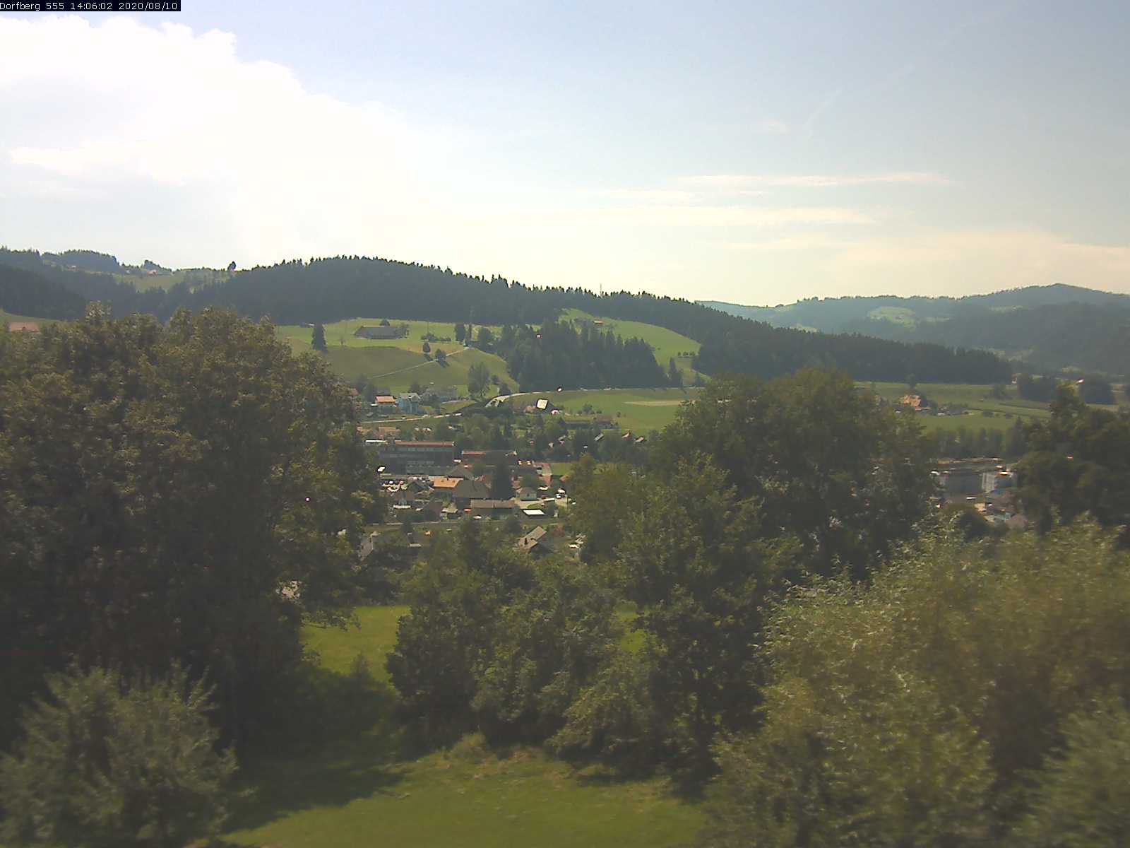 Webcam-Bild: Aussicht vom Dorfberg in Langnau 20200810-140601