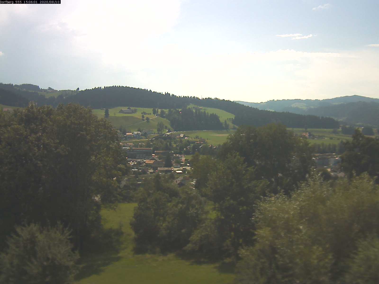 Webcam-Bild: Aussicht vom Dorfberg in Langnau 20200810-150601