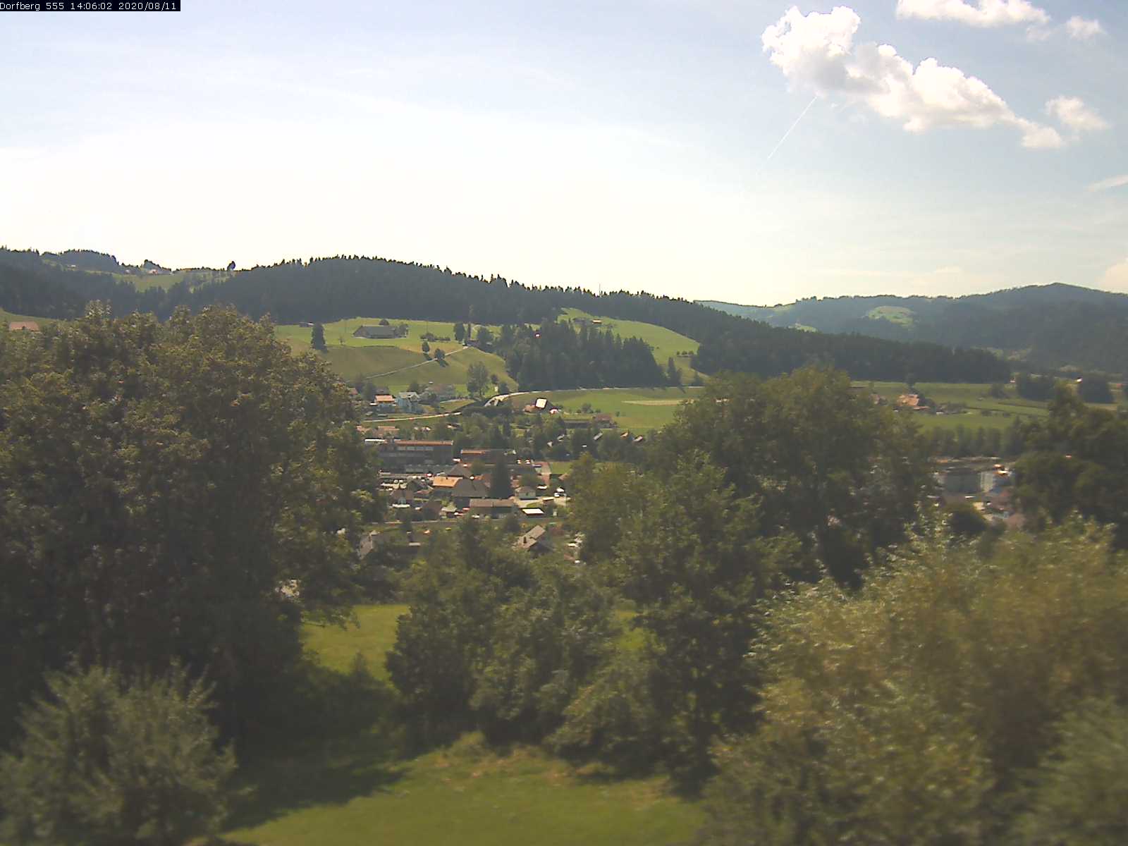 Webcam-Bild: Aussicht vom Dorfberg in Langnau 20200811-140601