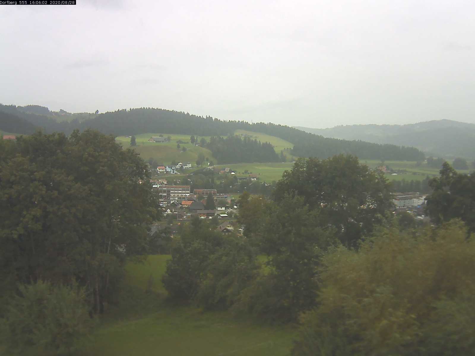 Webcam-Bild: Aussicht vom Dorfberg in Langnau 20200828-160601