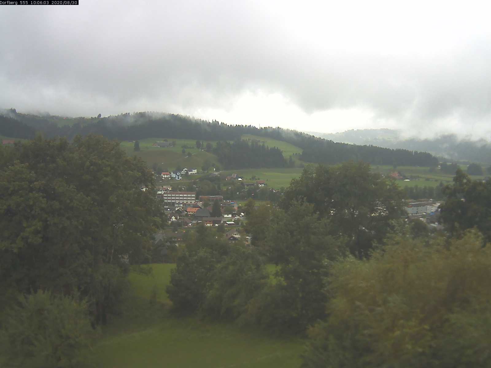 Webcam-Bild: Aussicht vom Dorfberg in Langnau 20200830-100601
