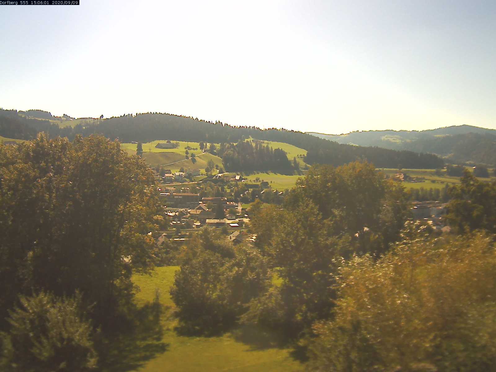 Webcam-Bild: Aussicht vom Dorfberg in Langnau 20200909-150601