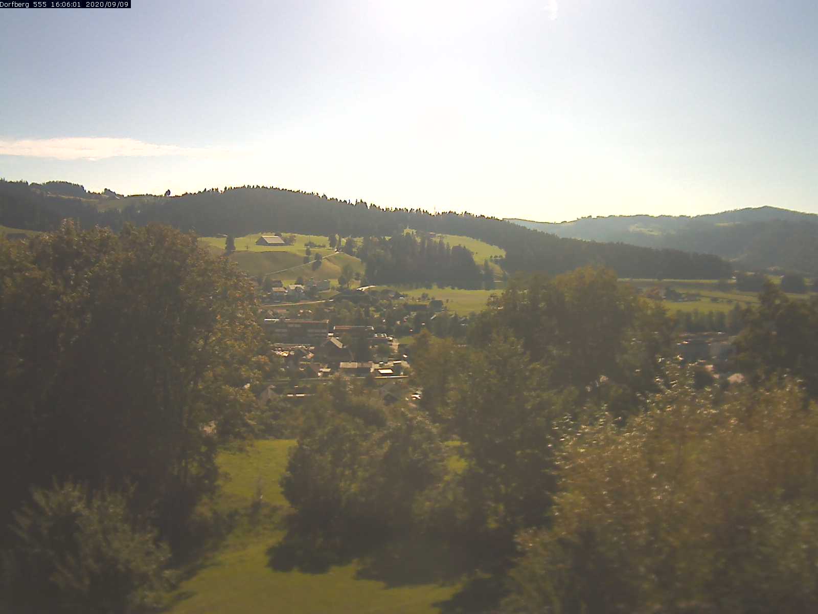 Webcam-Bild: Aussicht vom Dorfberg in Langnau 20200909-160601