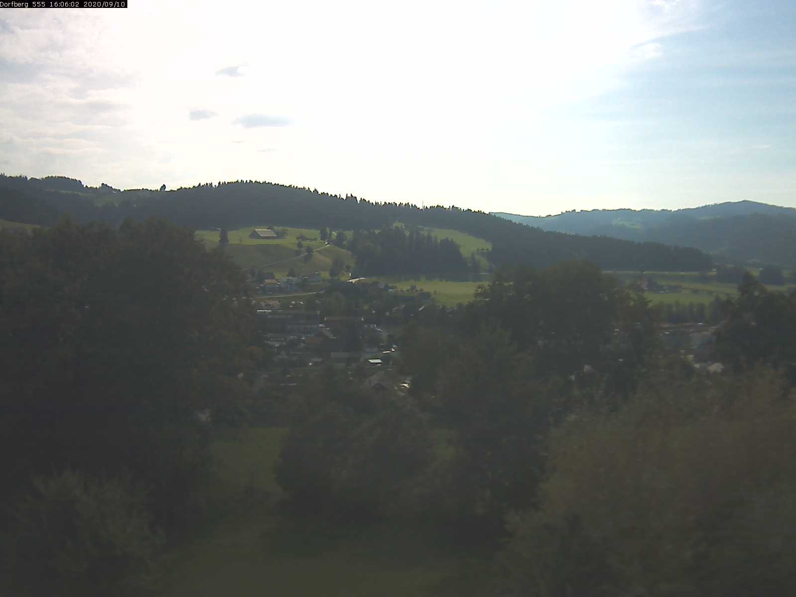 Webcam-Bild: Aussicht vom Dorfberg in Langnau 20200910-160602