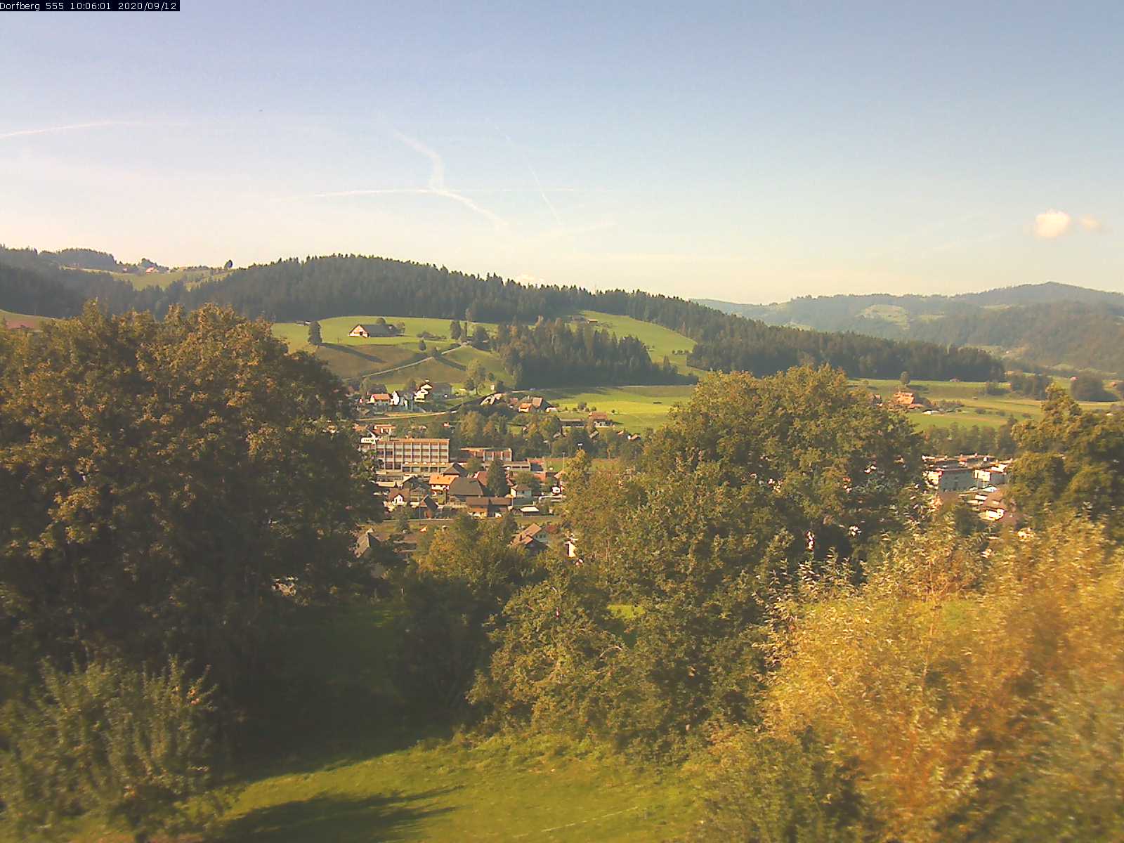 Webcam-Bild: Aussicht vom Dorfberg in Langnau 20200912-100601